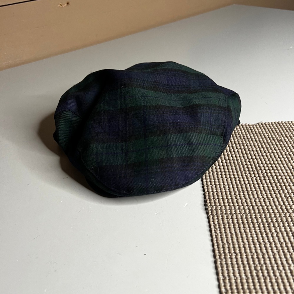 Tartan Tweeds Black Watch Plaid Flat Cap Made in Scotland Green Navy Large 7 1/4 - Picture 6 of 6